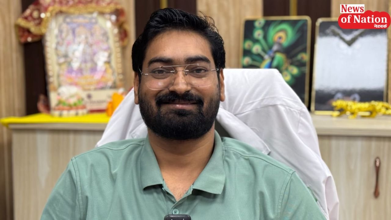 जीवन रक्षा का संकल्प निभाने वाले सभी चिकित्सकों का अभिनंदन – डॉ. अमित नायक