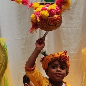 जानिए आखिर उर्मिला एजुकेशनल एकेडमी में श्रीकृष्ण जन्माष्टमी पर ऐसा क्या हुआ कि हर कोई रह गया मंत्रमुग्ध