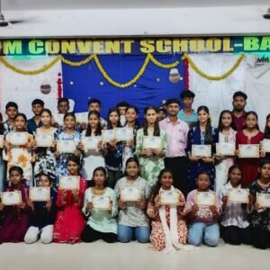 आखिर जी.वी.एम. कान्वेंट स्कूल में श्रीकृष्ण जन्माष्टमी और टीचर्स-प्यूपिल्स डे के मौके पर ऐसा क्या हुआ कि विद्यालय बन गया उत्सव का केंद्र